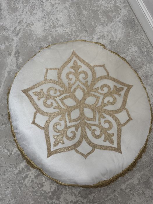 Коврик на сырга салу