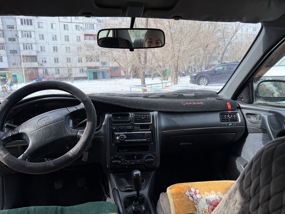 Продам тойота карину