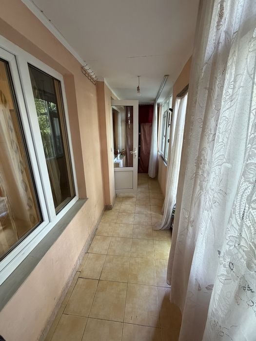 Inchiriez apartament 2 camere