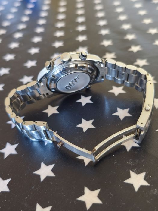 Omega Seamster ..