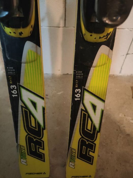 Ски Fisher RC4 Aircarbon Titanium 163 см. R17