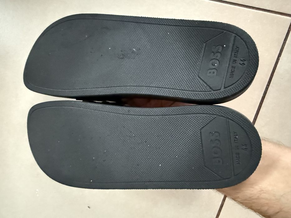 Vand slapi Boss originali nr 44