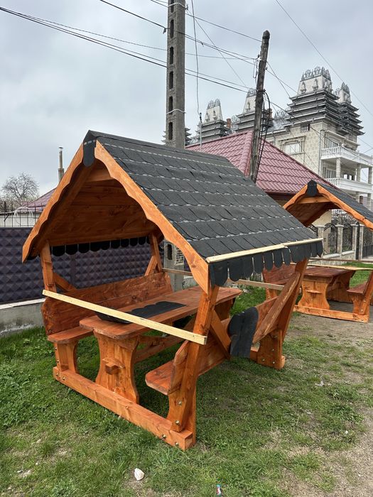 Foisore masive din lemn