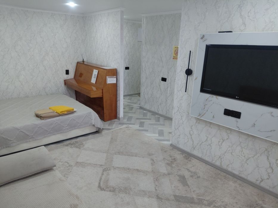 Квартира сутка. Час, ночь.