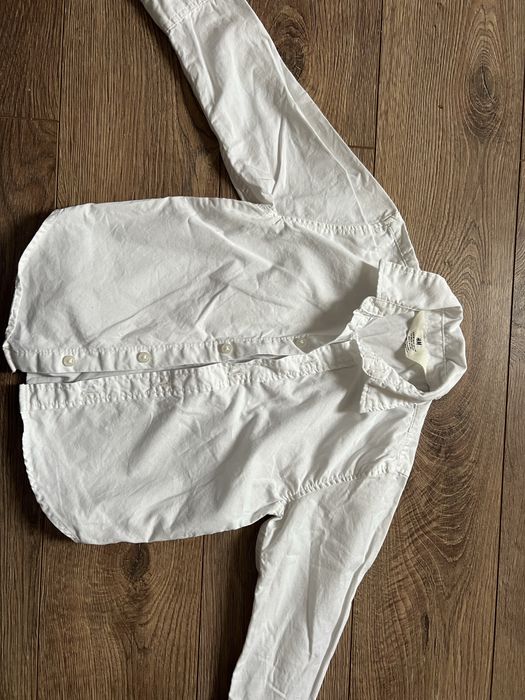 Джинсови гащеризони 92 размер-керемиден,две блузки-12 лв -обичан веднъ