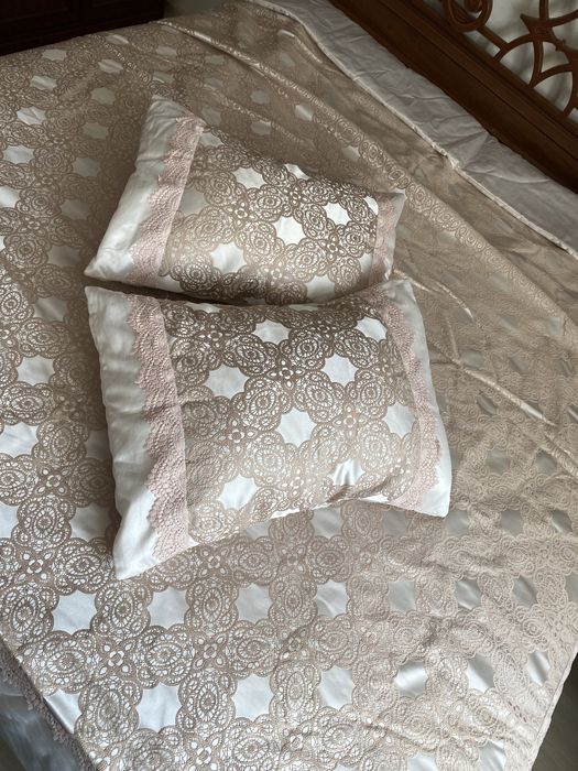 Постельный комплект декортивный