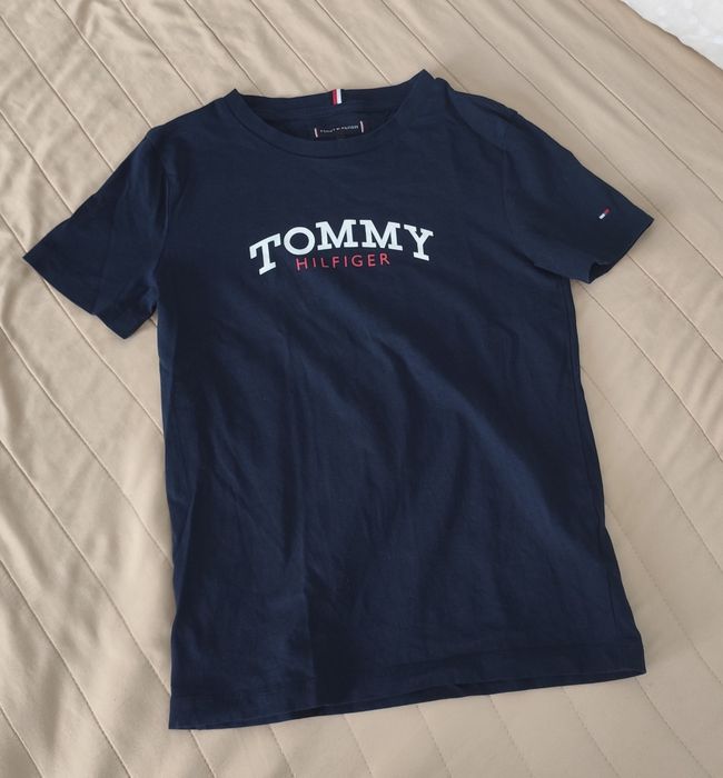 Детска тениска Tommy Hilfiger размер 140