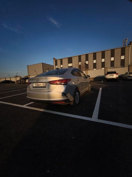 Продам машину хендай акцент