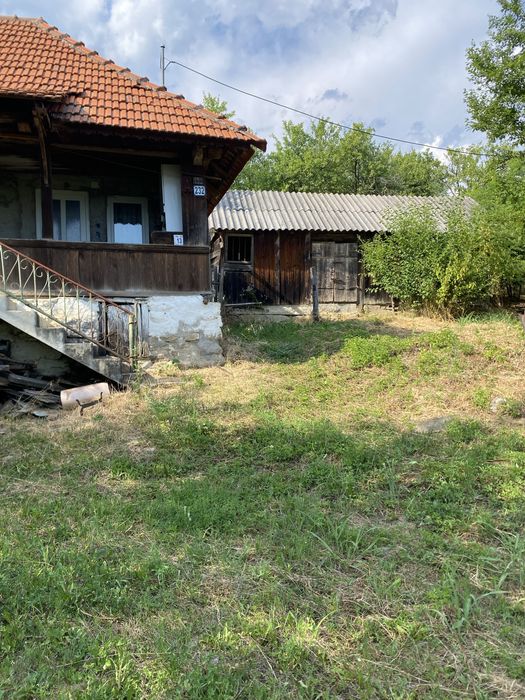 Vand Casă Batranească