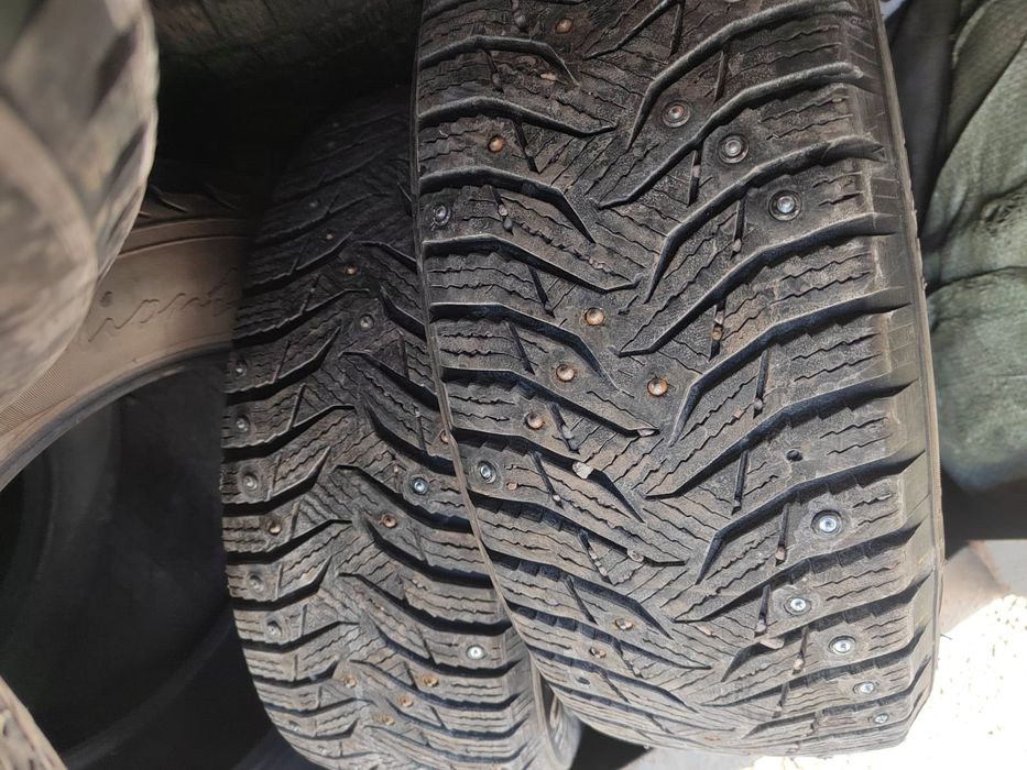 Продам комплект зимней резины