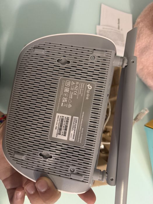Продам Wi-Fi роутер TP-LINK TD-W8961N V5