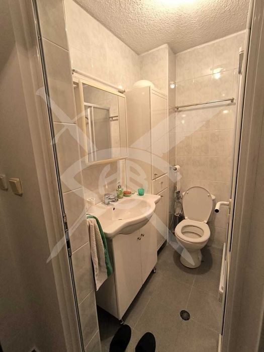 Дава се под наем Двустаен апартамент в София, Изток - 75 кв.м за 727.77 € - Снимка #5