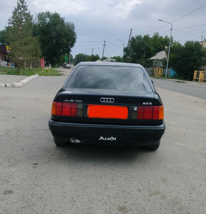 Продам Audi C4 100