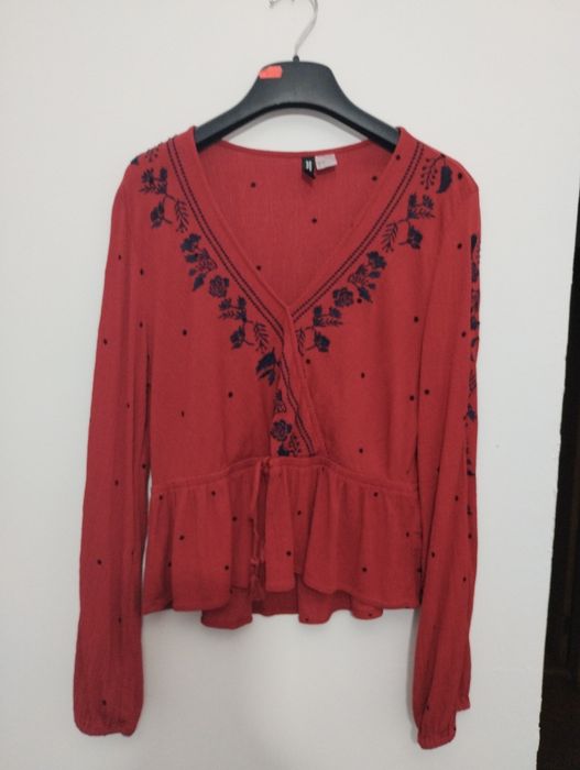 Bluza roșie eleganta