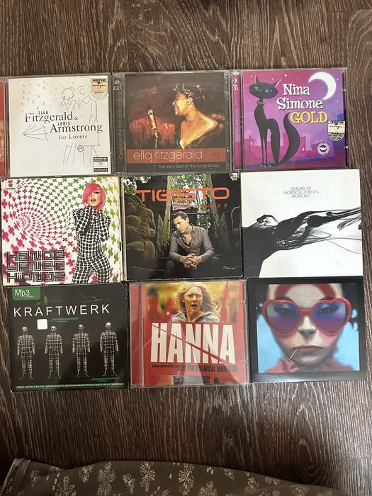 Продам б/у CD диски