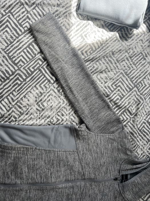 Bluza cu fermoar Under Armour ca si NOUA