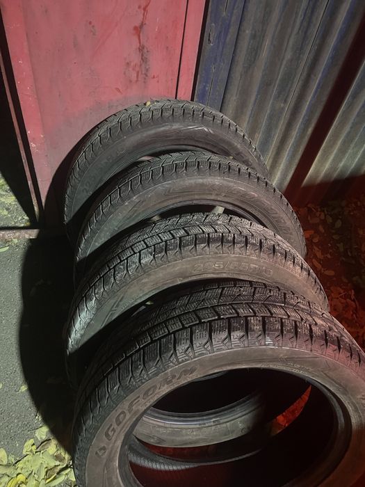 Продам зимные шины