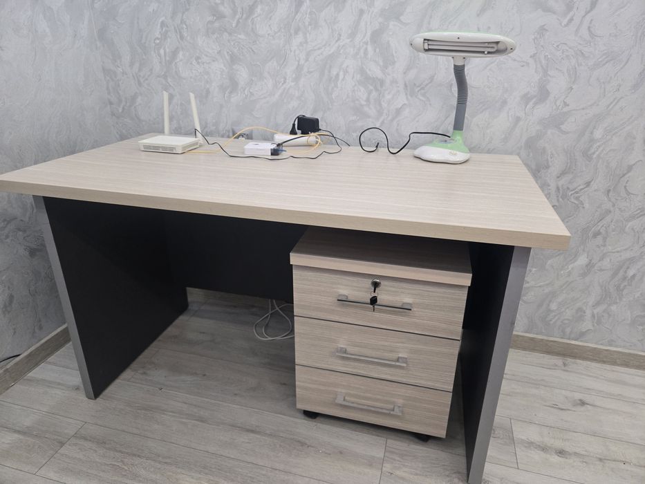 Письменный стол Бухгалтерский