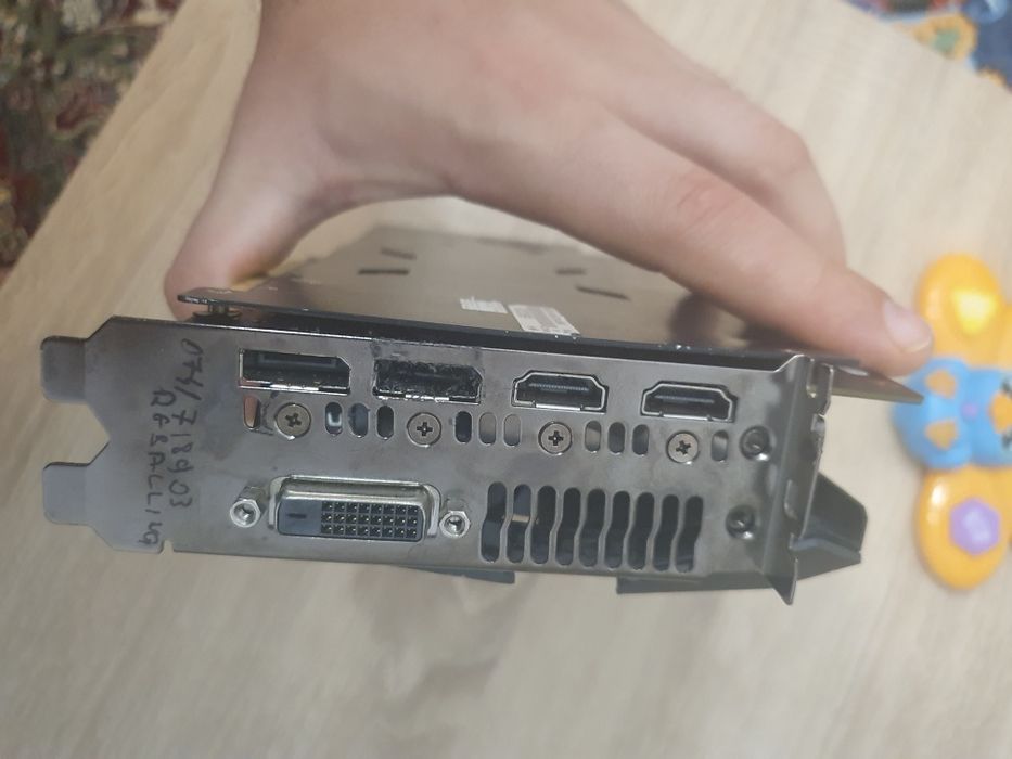 Amd rx 580 8Gb Strix Defect!