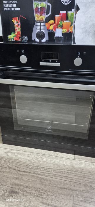 Духовка electrolux