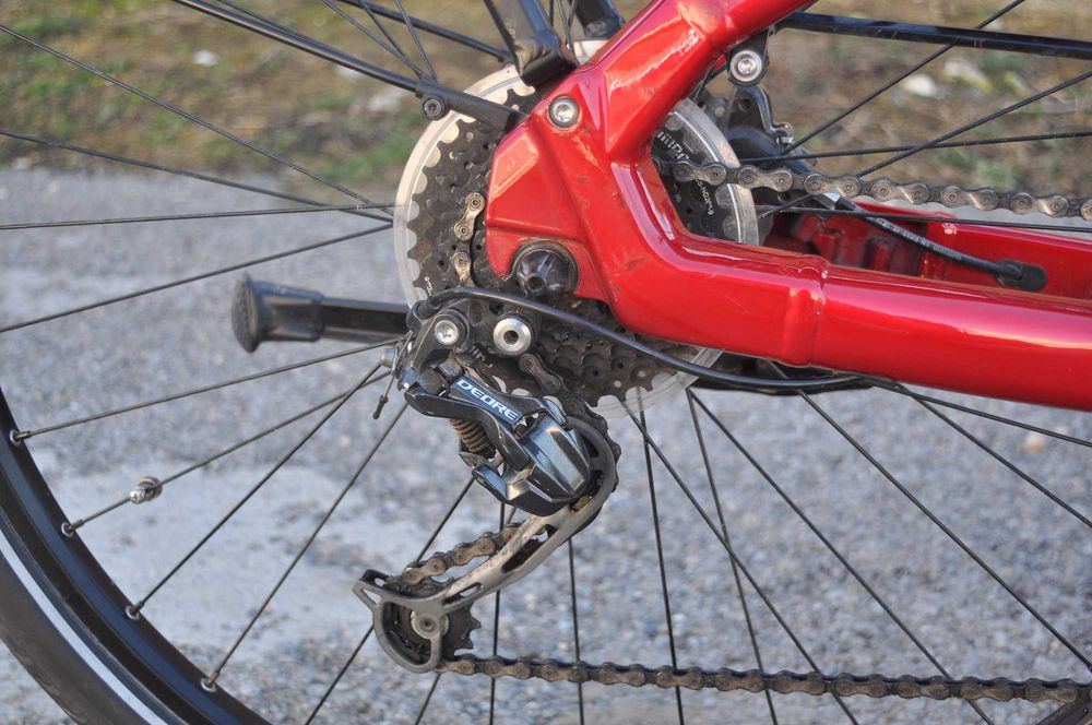 Carver Route E.420- 28 цола- електрически велосипед