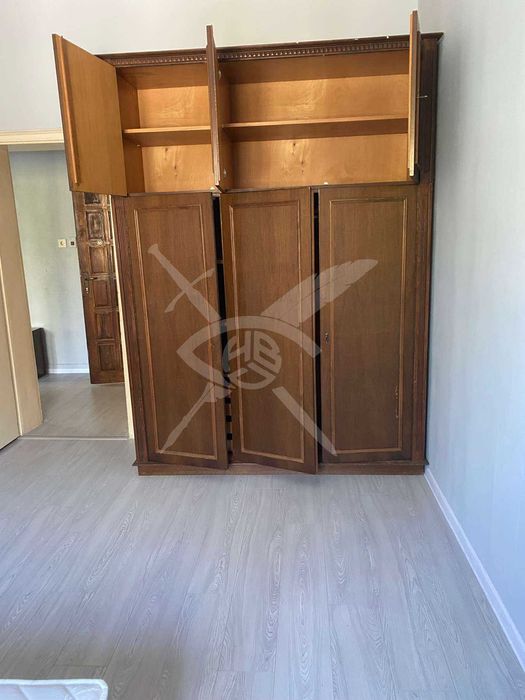 Дава се под наем Тристаен апартамент в Пловдив, Център - 70 кв.м за 398.82 € - Снимка #2