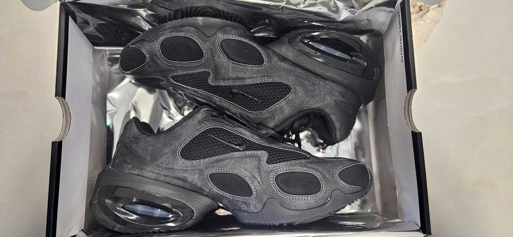 100% Оригинални Nike Muse Se в размер 40-25.5 см