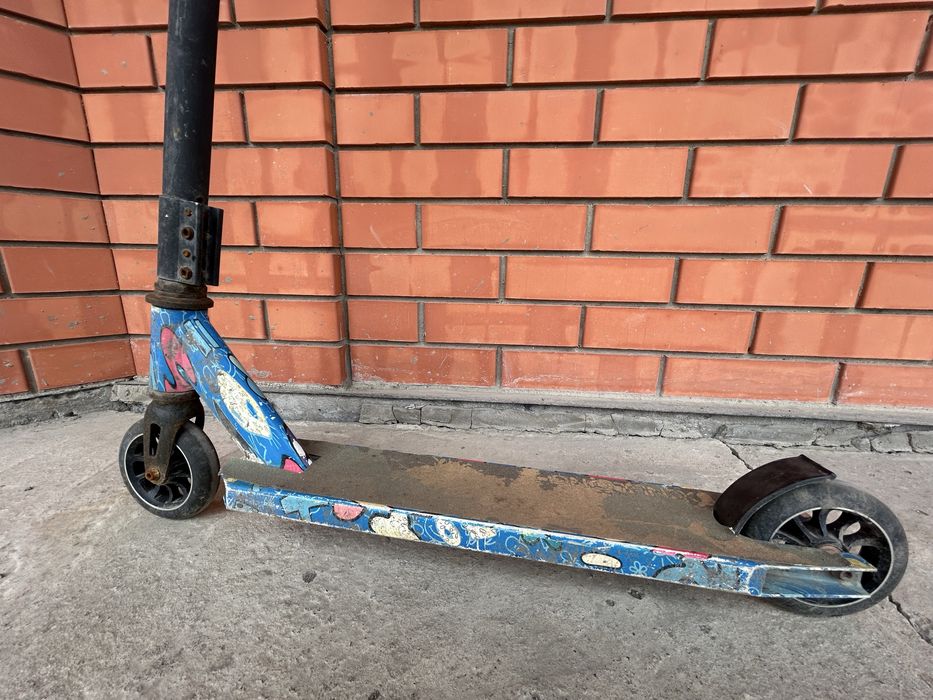 Трюковой самокат