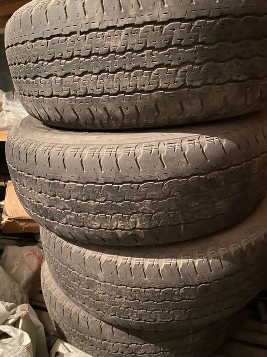 Продам шины на авто