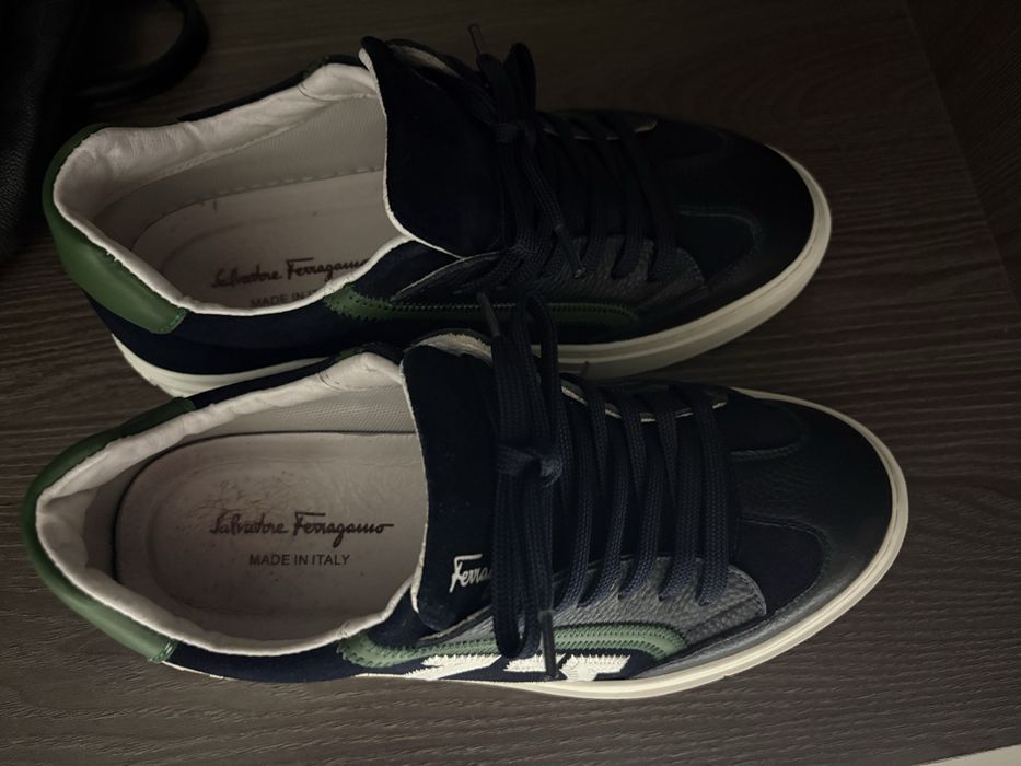 Продам кросовки 38 размер новые