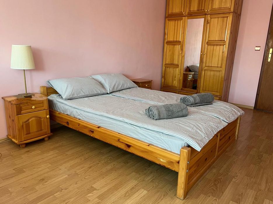 Дава се под наем Тристаен апартамент в София, Център - 89 кв.м за 1200 € - Снимка #5