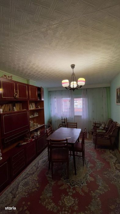 Apartament cu 3  camere de vanzare in Blaj