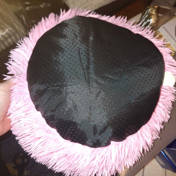 Легло за коте или мини порода куче