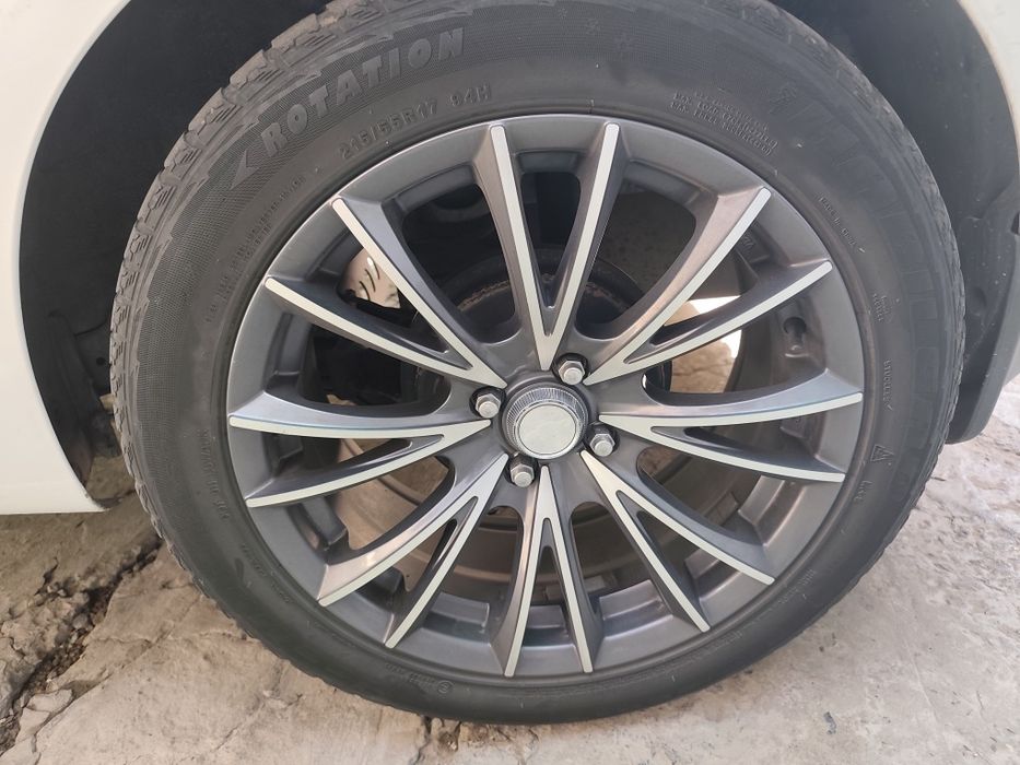 Продам диско банан 215 /55 /R17 /94H WROTATION