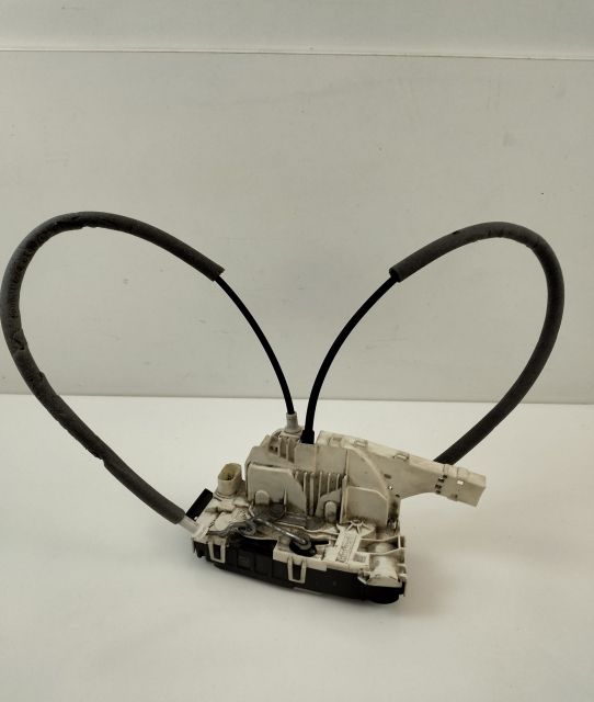 Broasca Usa  Dreapta Spate  a9067401035 Mercedes-Benz Sprinter a 2-a