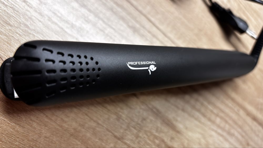 Placa îndreptat păr, înveliș ceramic