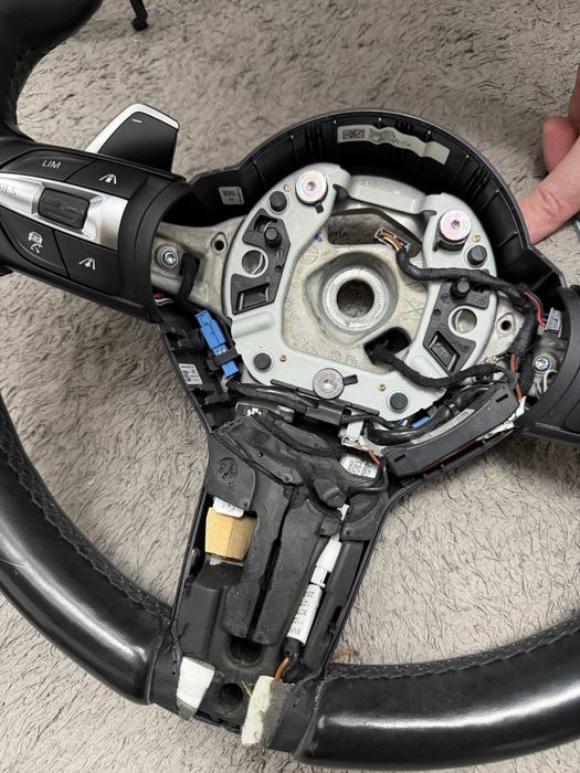 Volan f30  cu padele    Original