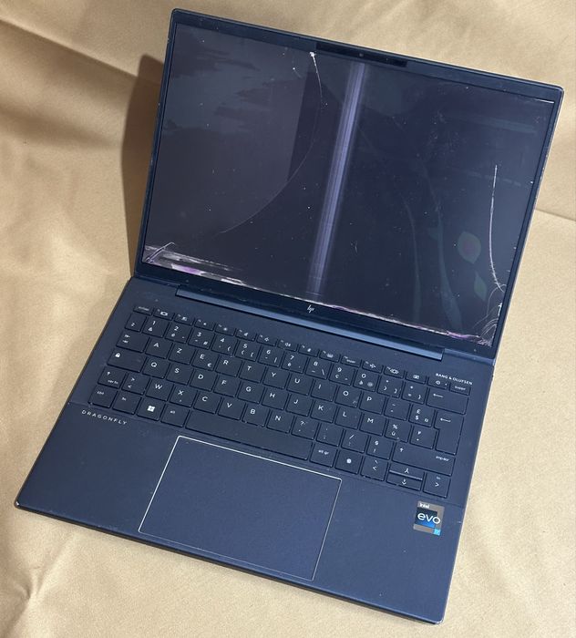 Laptop HP Elite Dragonfly G4 | i7 Gen 13 | 16GB RAM | SSD 128GB Nou | Factură! Display spart!