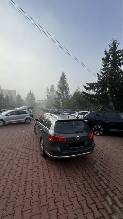 Vând vw passat b7
