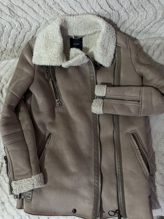 Bershka дубленка ,кожаная куртка Mango