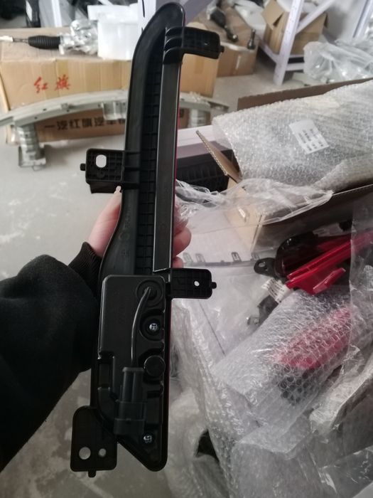 Orqa Chap Otrajatel Dongfeng EP 008