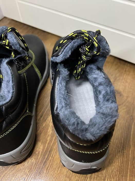 Спецобувь. Новые ботинки рабочие размер 43