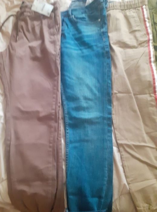 Gas..blugi albi  barbat masura S/M/L