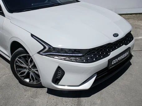 Kia K5 2021год.2.0 LPG Само на части