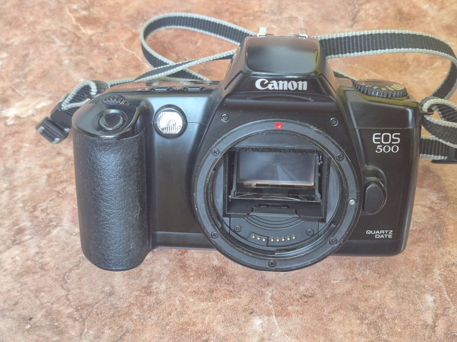 Aparat foto Canon Eos 500