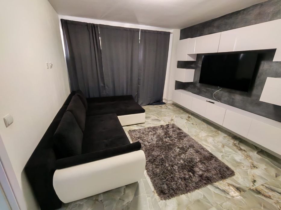 Închiriez garsoniera în regim hotelier