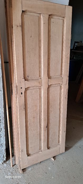 Usi lemn masiv de stejar