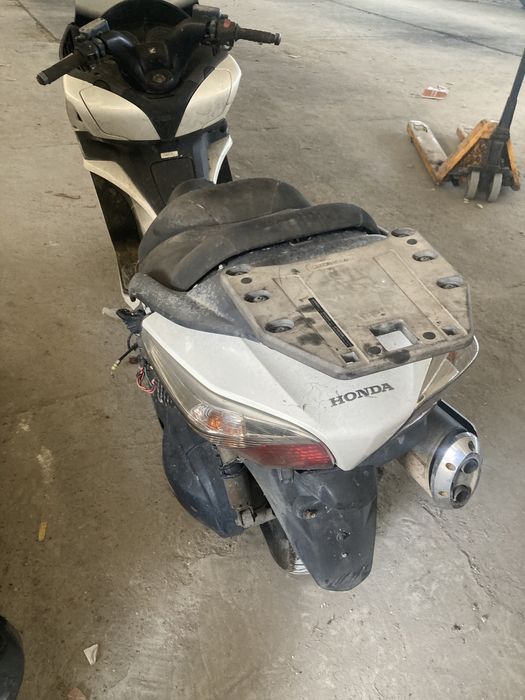 Honda Silver Wing T400 на части