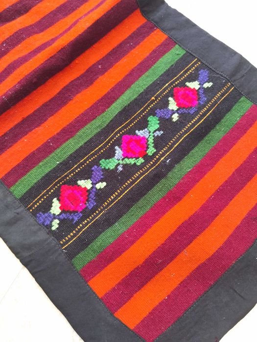 Две Автентични Старинни  Престилки от Народна Носия 1920те г