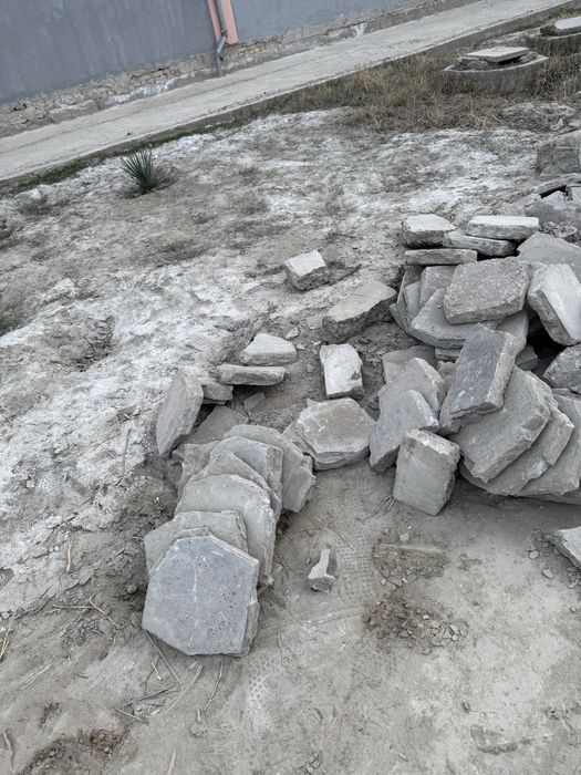 Продам плитки 115 кв Б/У